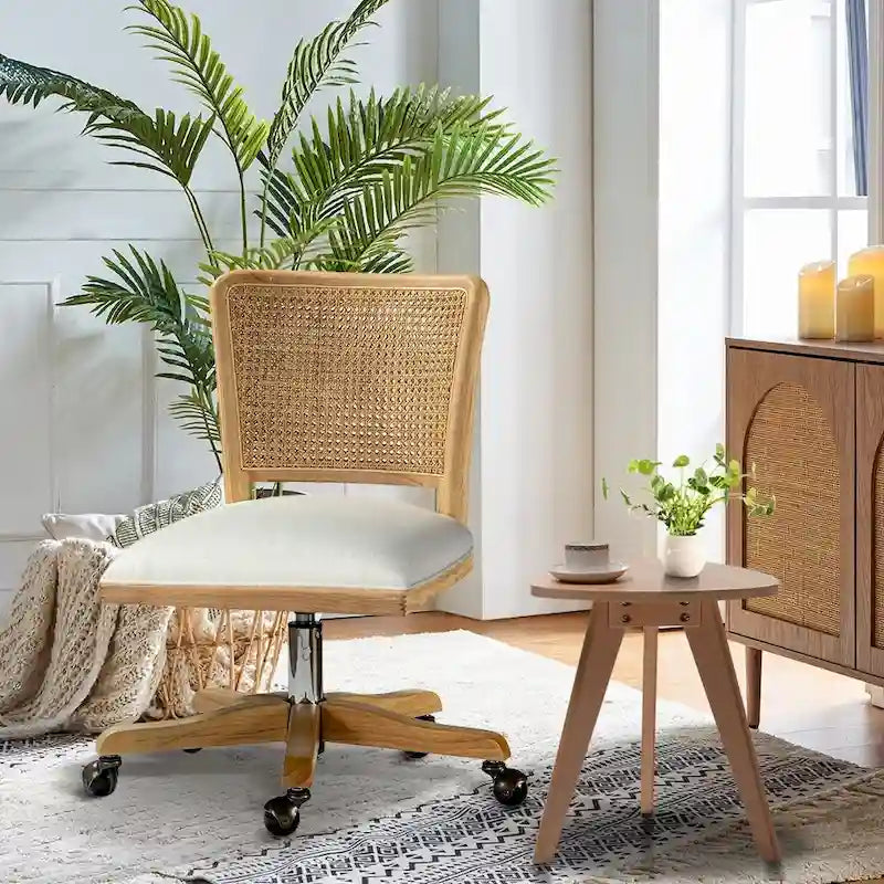 Chaise de travail moderne en rotin avec piètement en bois massif par