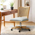 Chaise de travail moderne en rotin avec piètement en bois massif par