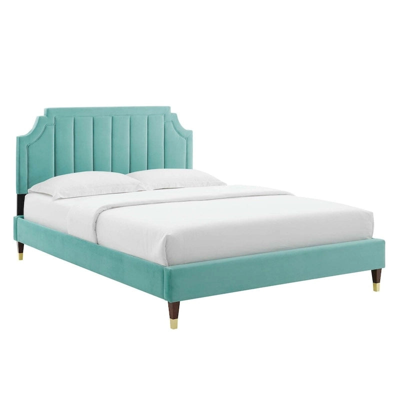 Lit plateforme queen en velours Sienna Performance