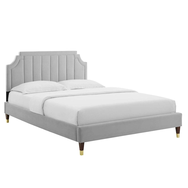 Lit plateforme queen en velours Sienna Performance